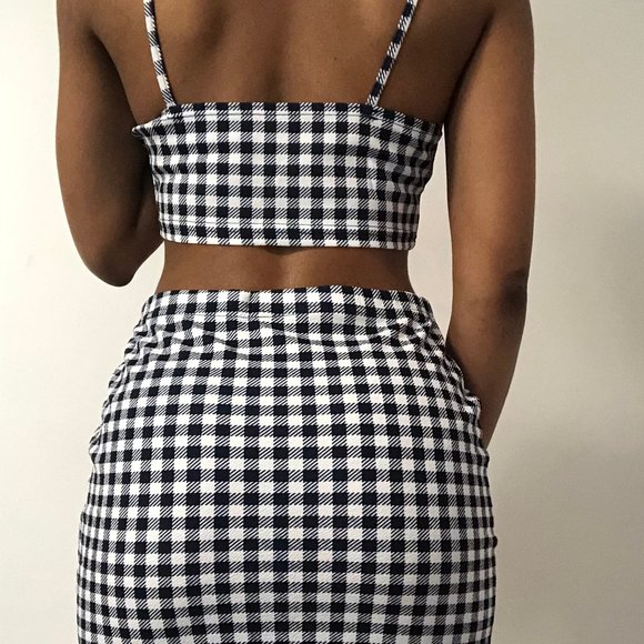 MATCHING SKIRT SET - Picture 3 of 4